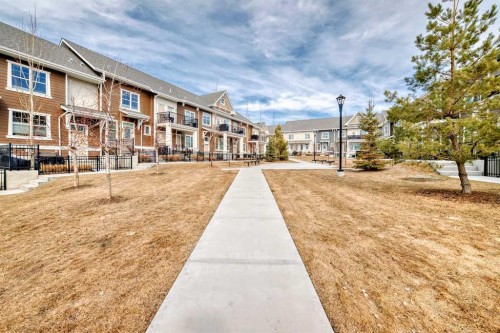 410 Cranbrook Walk Se, Calgary, AB - Outdoor