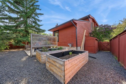 7 Deerwood Road Se, Calgary, AB - Outdoor With Exterior