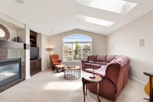49 Wentworth Mews Sw, Calgary, AB 