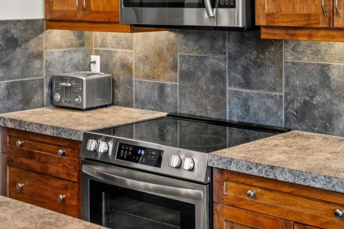 194 Brightonstone Bay Se, Calgary, AB - Indoor Photo Showing Kitchen