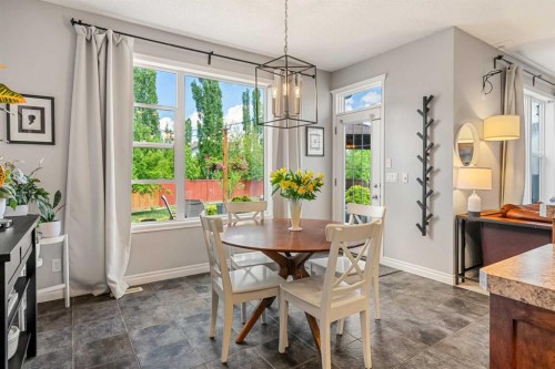 194 Brightonstone Bay Se, Calgary, AB - Indoor Photo Showing Dining Room