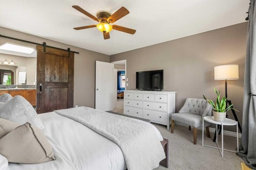 194 Brightonstone Bay Se, Calgary, AB - Indoor Photo Showing Bedroom