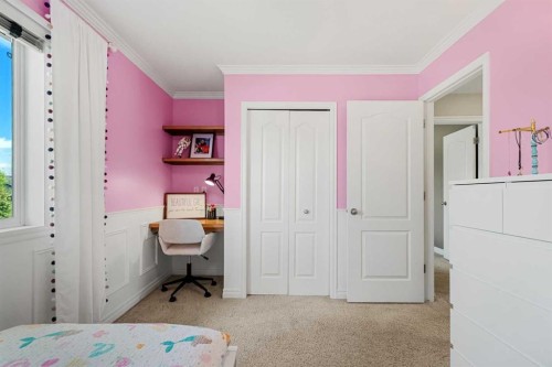 194 Brightonstone Bay Se, Calgary, AB - Indoor Photo Showing Bedroom