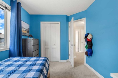 194 Brightonstone Bay Se, Calgary, AB - Indoor Photo Showing Bedroom