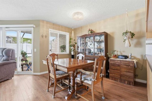 11 Macewan Park Heights Nw, Calgary, AB - Indoor Photo Showing Dining Room