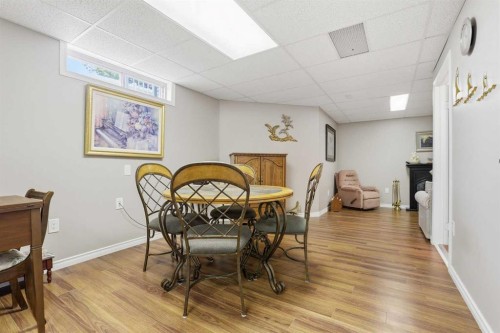 11 Macewan Park Heights Nw, Calgary, AB - Indoor Photo Showing Dining Room