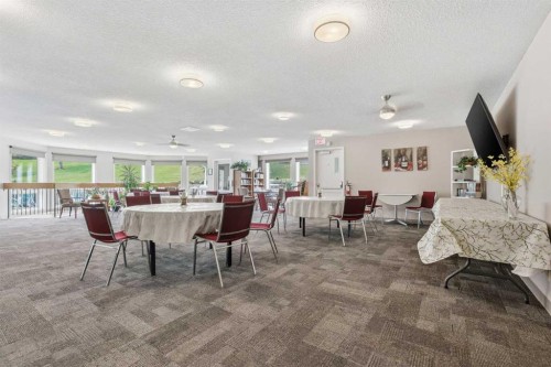 11 Macewan Park Heights Nw, Calgary, AB - Indoor Photo Showing Dining Room