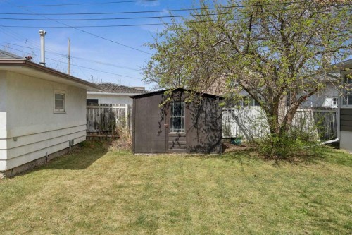 1115 Radnor Avenue Ne, Calgary, AB - Outdoor