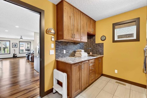 652 Quarry Way Se, Calgary, AB 