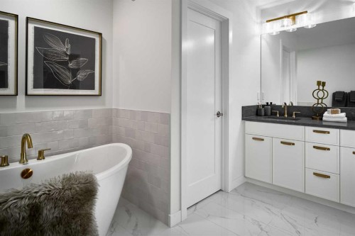 90 Silver Spruce Road Sw, Calgary, AB - Indoor Photo Showing Bathroom