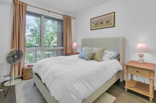 228-305 18 Avenue Sw, Calgary, AB - Indoor Photo Showing Bedroom