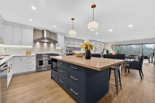 9007 33 Avenue Nw, Calgary, AB 