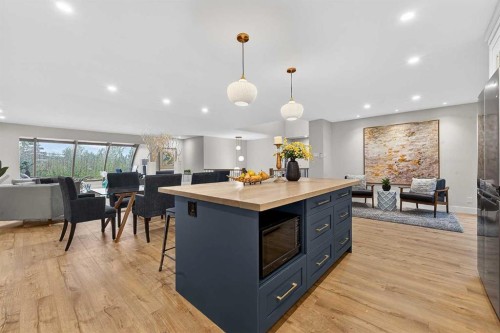 9007 33 Avenue Nw, Calgary, AB 