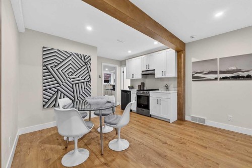 9007 33 Avenue Nw, Calgary, AB 