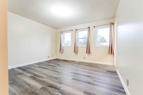 44 Whiteridge Place Ne, Calgary, AB 