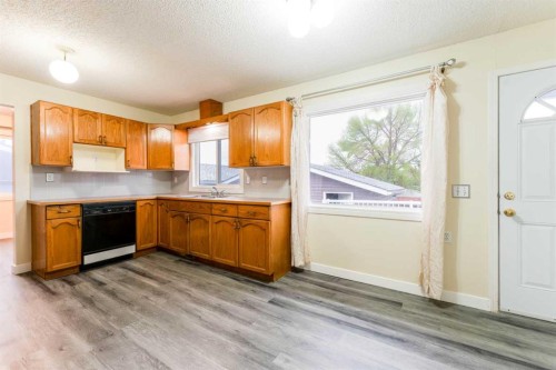44 Whiteridge Place Ne, Calgary, AB 