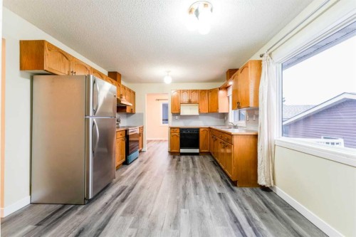 44 Whiteridge Place Ne, Calgary, AB 