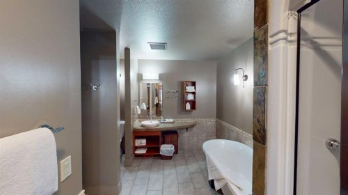 110C-191 Kananaskis Way, Canmore, AB 