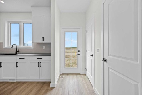 41 Hotchkiss Gardens Se, Calgary, AB - Indoor