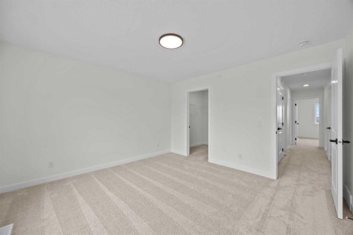 41 Hotchkiss Gardens Se, Calgary, AB - Indoor Photo Showing Other Room