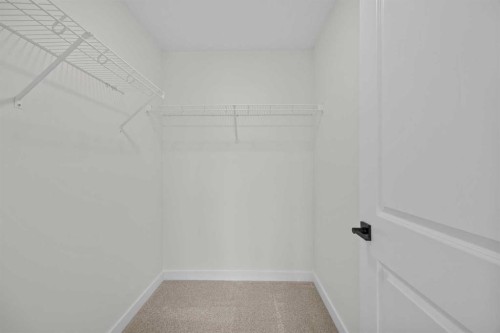 41 Hotchkiss Gardens Se, Calgary, AB - Indoor With Storage