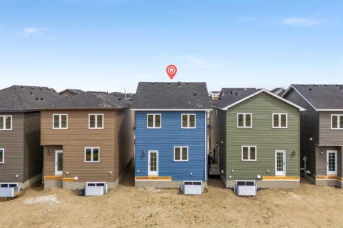 41 Hotchkiss Gardens Se, Calgary, AB - Outdoor