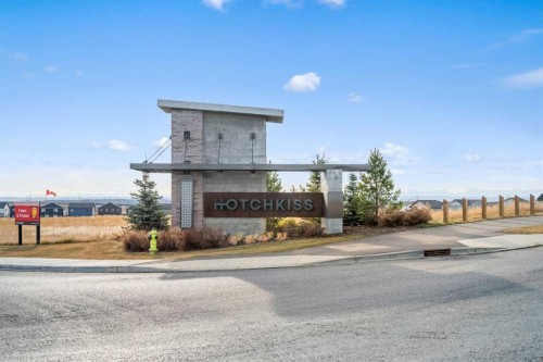 41 Hotchkiss Gardens Se, Calgary, AB - Outdoor
