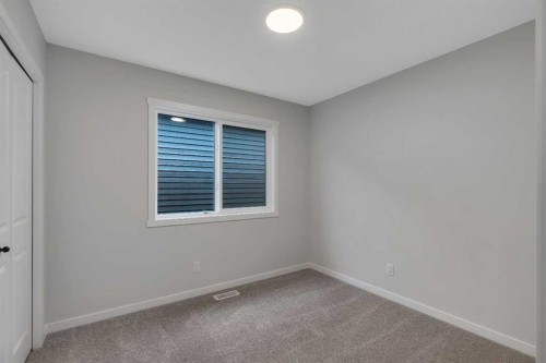 50 Creekview Gardens Sw, Calgary, AB 