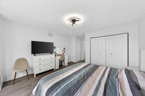 6979 Laguna Way Ne, Calgary, AB - Indoor Photo Showing Bedroom