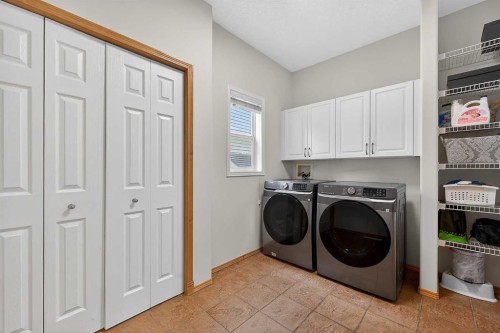 36 Somerside Bay Sw, Calgary, AB 