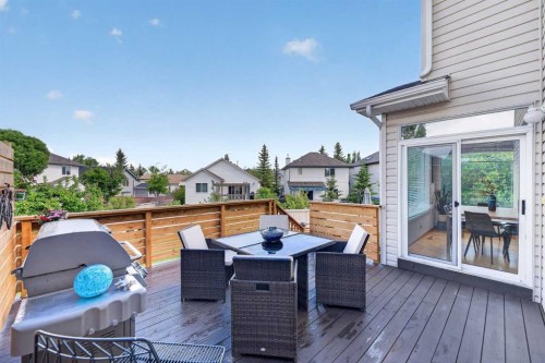 36 Somerside Bay Sw, Calgary, AB 