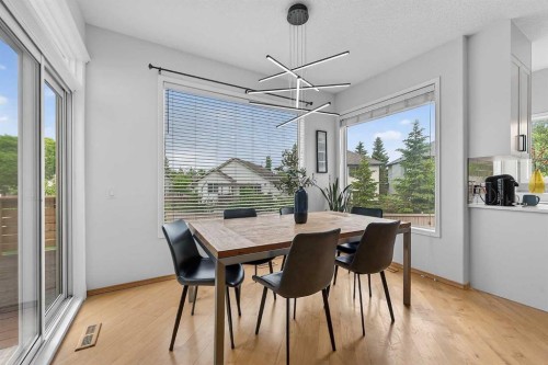 36 Somerside Bay Sw, Calgary, AB 