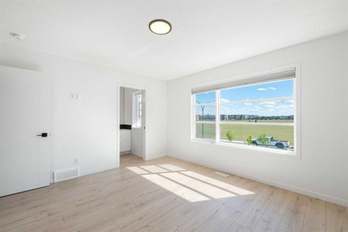 260 Belmont Boulevard Sw, Calgary, AB - Indoor Photo Showing Other Room