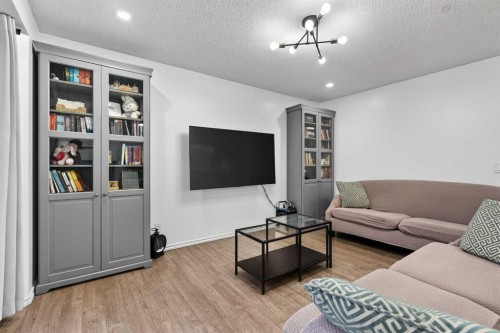 91 Martinwood Court Ne, Calgary, AB 