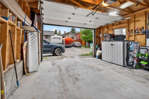 91 Martinwood Court Ne, Calgary, AB 