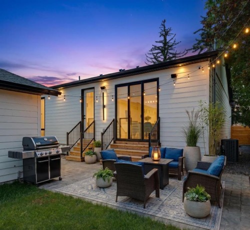 3004 Hampton Crescent Sw, Calgary, AB 