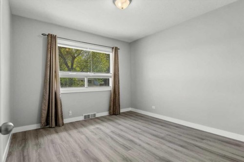 1615 22A Street Nw, Calgary, AB 