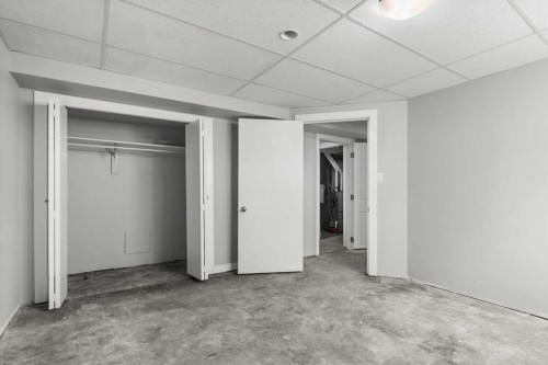 1615 22A Street Nw, Calgary, AB 