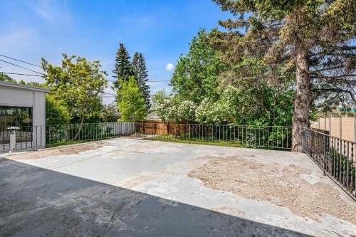 1615 22A Street Nw, Calgary, AB 