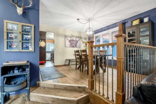 723 5 Avenue Sw, High River, AB - Indoor