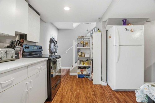 720 69 Avenue Sw, Calgary, AB 