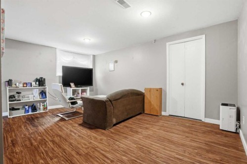 720 69 Avenue Sw, Calgary, AB 