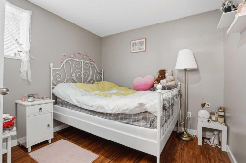 720 69 Avenue Sw, Calgary, AB 