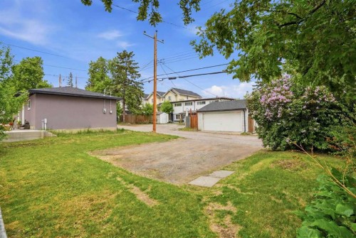 720 69 Avenue Sw, Calgary, AB 