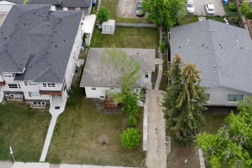720 69 Avenue Sw, Calgary, AB 