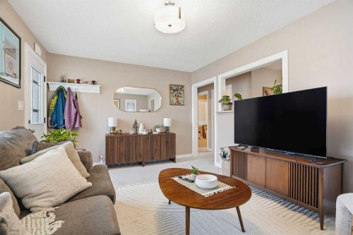 720 69 Avenue Sw, Calgary, AB 
