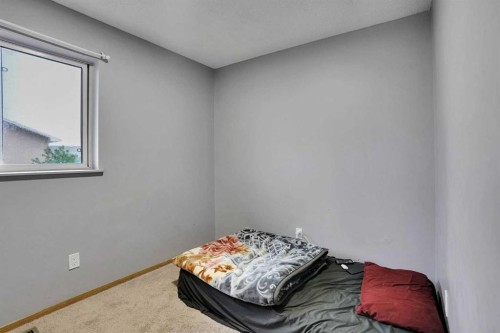 133 Martinglen Way Ne, Calgary, AB - Indoor Photo Showing Bedroom