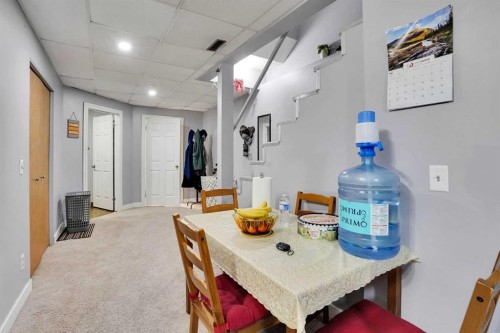 133 Martinglen Way Ne, Calgary, AB - Indoor