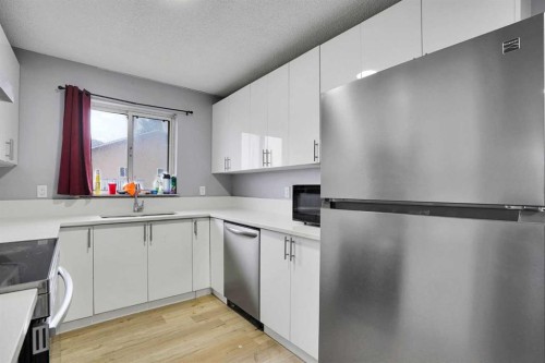 133 Martinglen Way Ne, Calgary, AB - Indoor Photo Showing Kitchen