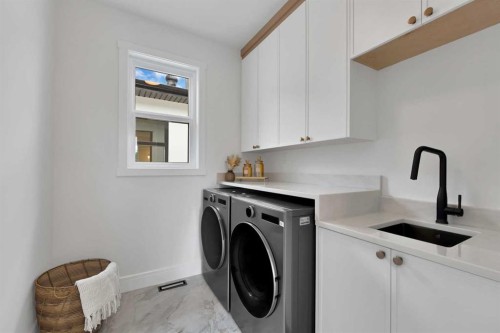 2221 Halifax Crescent Nw, Calgary, AB - Indoor Photo Showing Laundry Room
